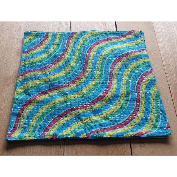 Kantha quilt pudebetr�k  40x40 cm