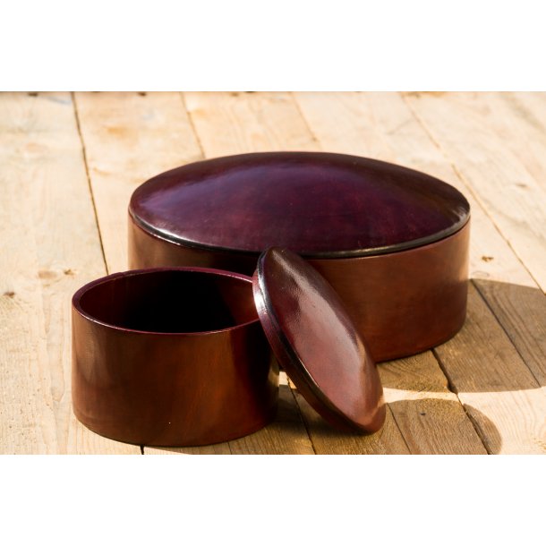 Hndlavede lderbokse i flotte farver