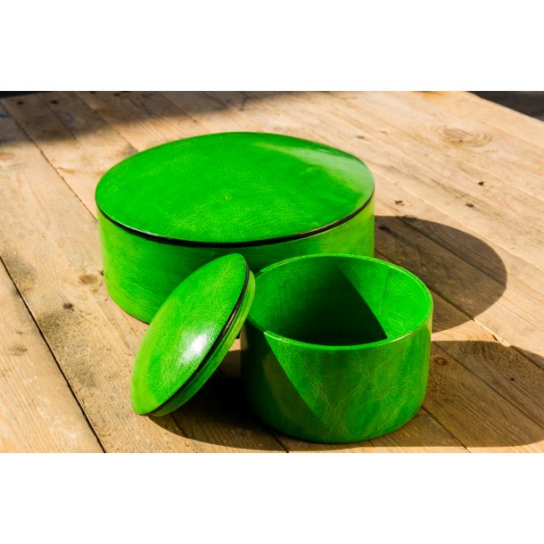 Hndlavede lderbokse i flotte farver