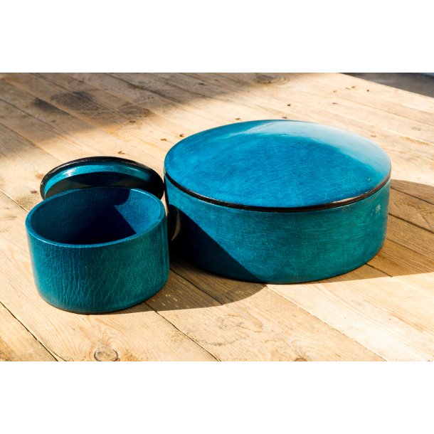 Hndlavede lderbokse i flotte farver