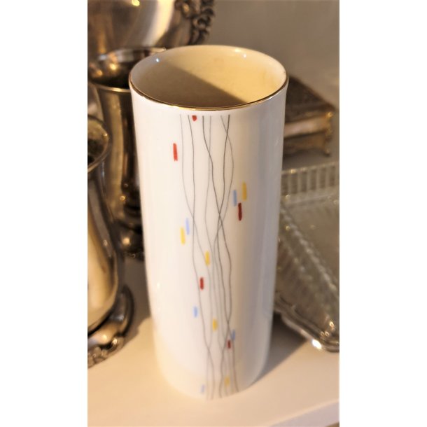 Retro vase i porceln