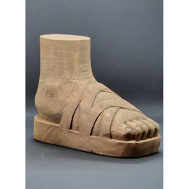 Udsk�ret fod i tr�