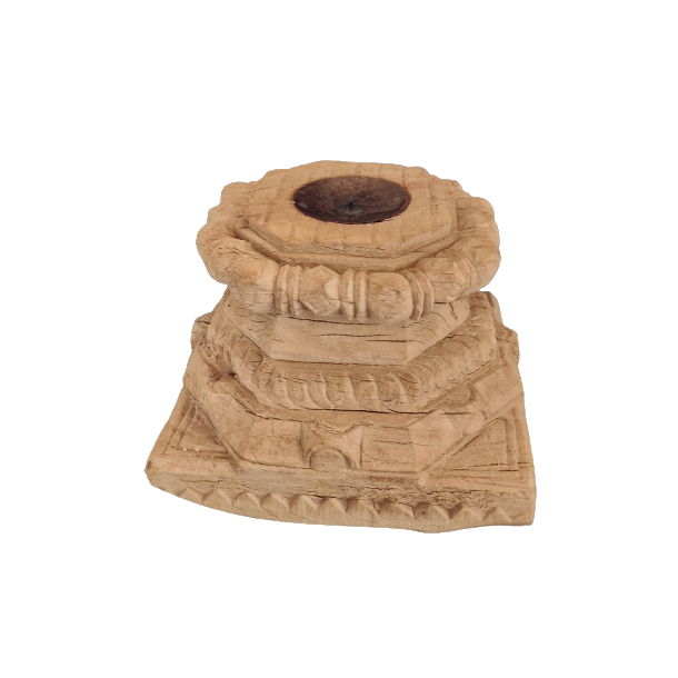 Gammel tr�base bloklysestage 