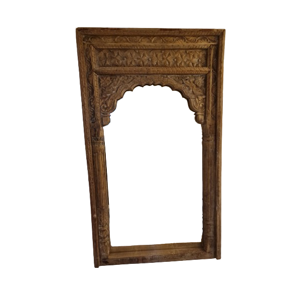 Stort spejl med udsk�ringer i tr� 