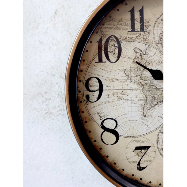 V�gur i sort og guld fra Chic Antique