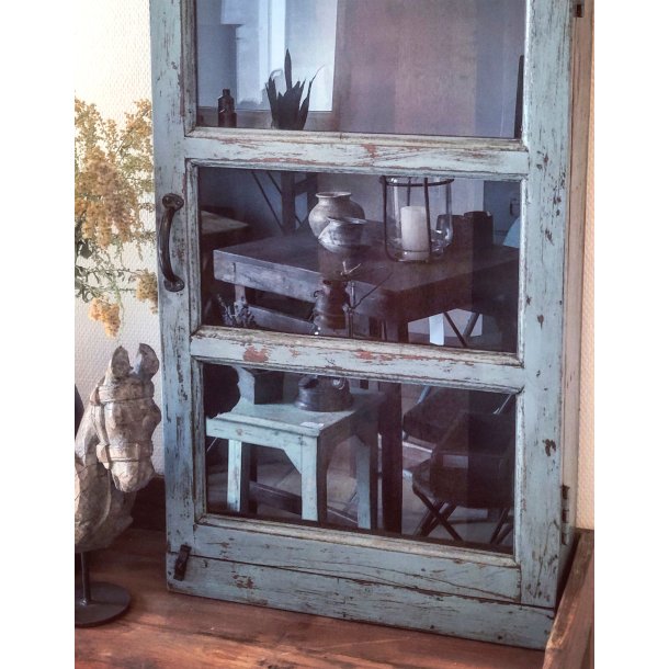 Sjls Nordic FLOT TRSKAB I BLT MED HYLDER