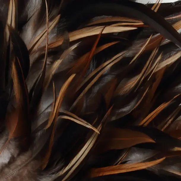 Fjerdekoration til ophng  la Jujuhat  50cm.