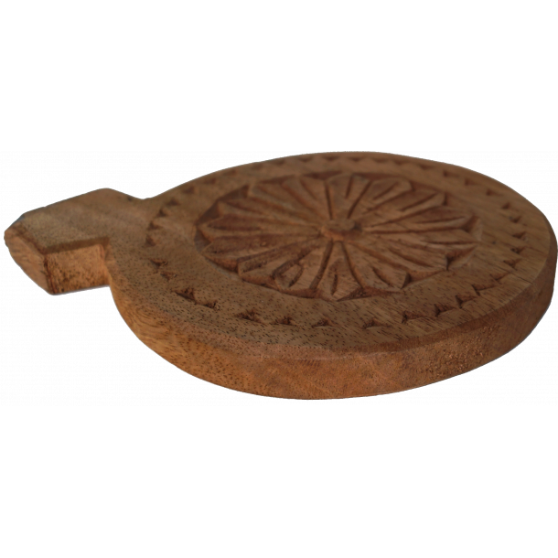 Lille tr�br�t med udsk�ringer