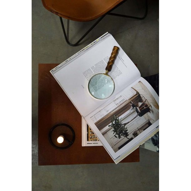 Forstrrelsesglas - mrkt skaft