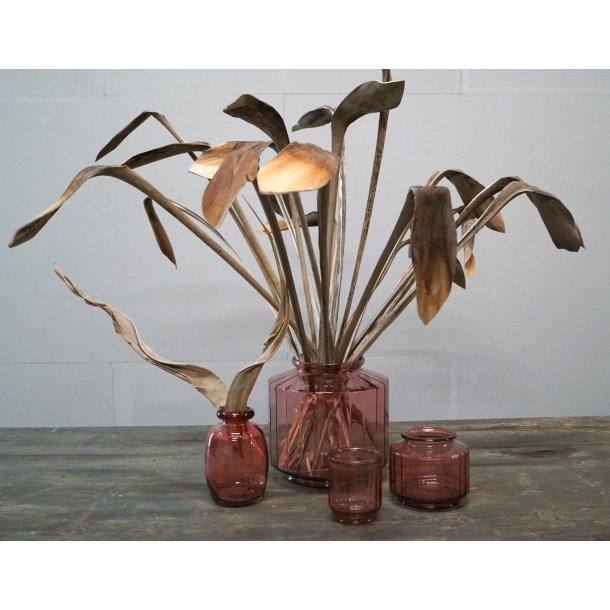 Kantet glasvase rosa