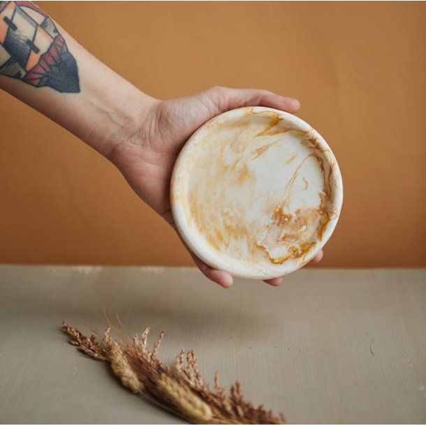 Rund bakke til sbe eller smykker med marmoreffekt 