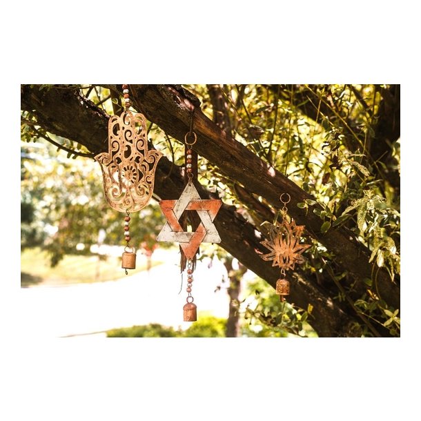 Hamsah�nd Vindspil i gylden metal