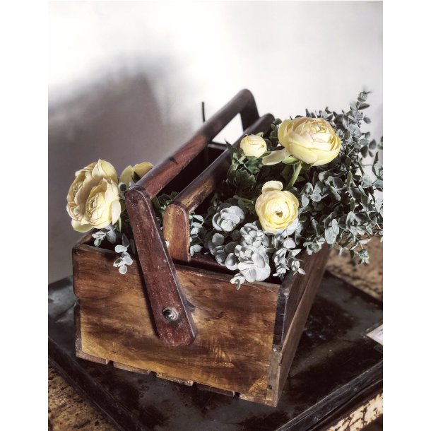 Trkasser lavet af genbrugstr - st  2