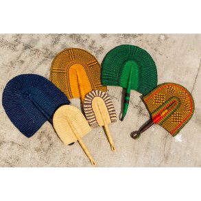 Afrikansk flettet vifte i assorterede farver